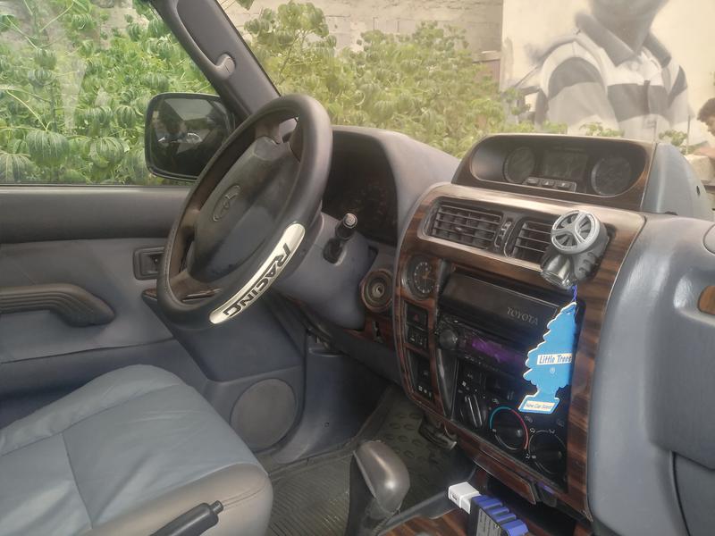 Toyota Land Cruiser • 1999 • 0 km 10
