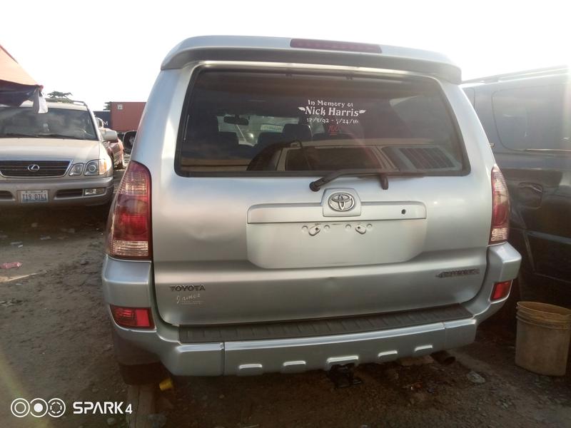 Toyota 4 Runner Limited • 2005 • 53,278 km 2