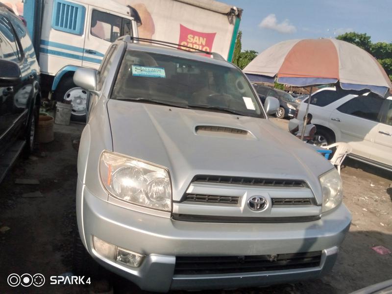 Toyota 4 Runner Limited • 2005 • 53,278 km 8