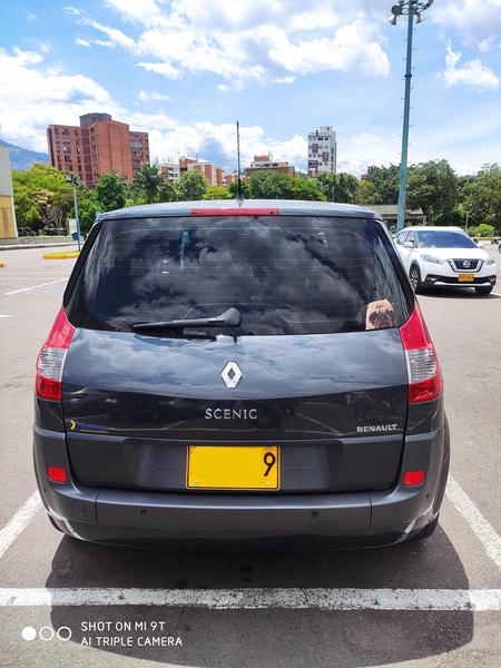 Renault Mégane Scénic • 2008 • 125,000 km 5