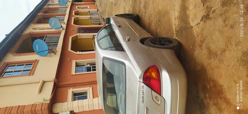 Toyota Avanza Veloz • 2001 • 160,000 km 7