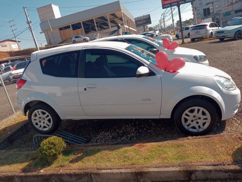 Ford Ka • 2010 • 98,384 km 4