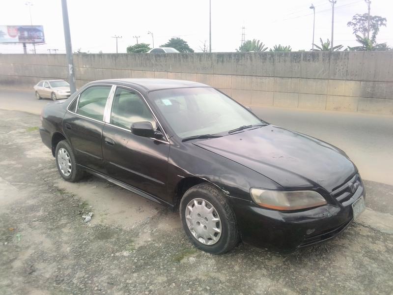 Honda Accord • 2002 • 150,000 km 3