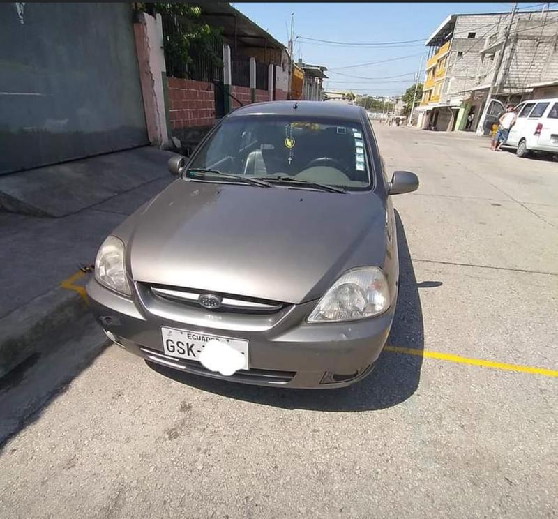 Kia Rio • 2014 • 225,000 km 1