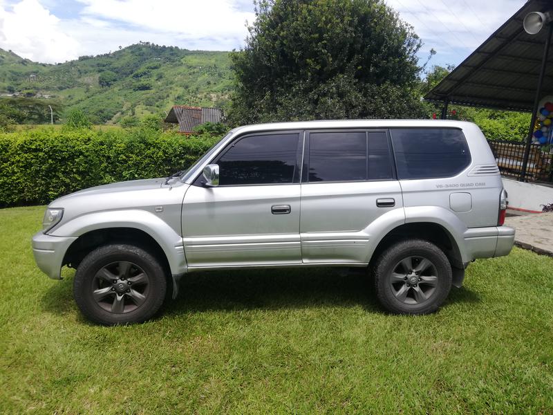 Toyota Land Cruiser • 2001 • 280,000 km 5