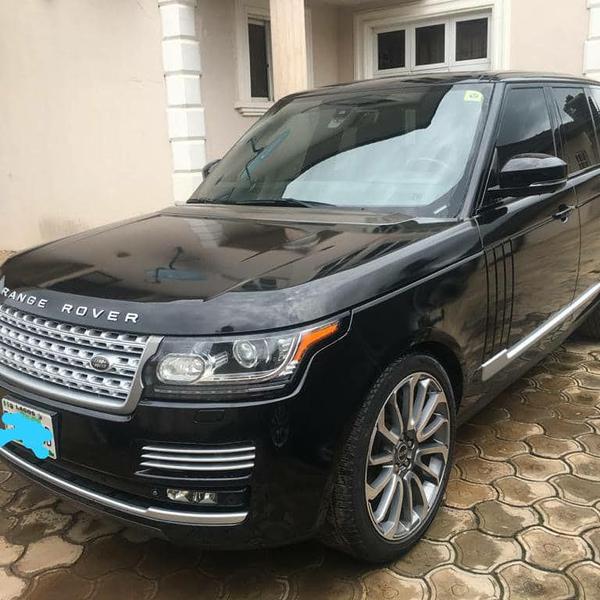 Rover 214 • 2015 • 71,848 km 2