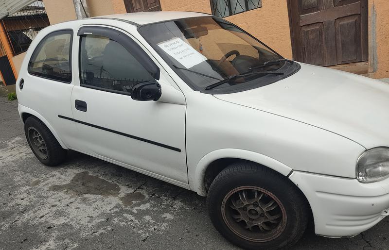 Chevrolet Corsa • 1999 • 282,000 km 2