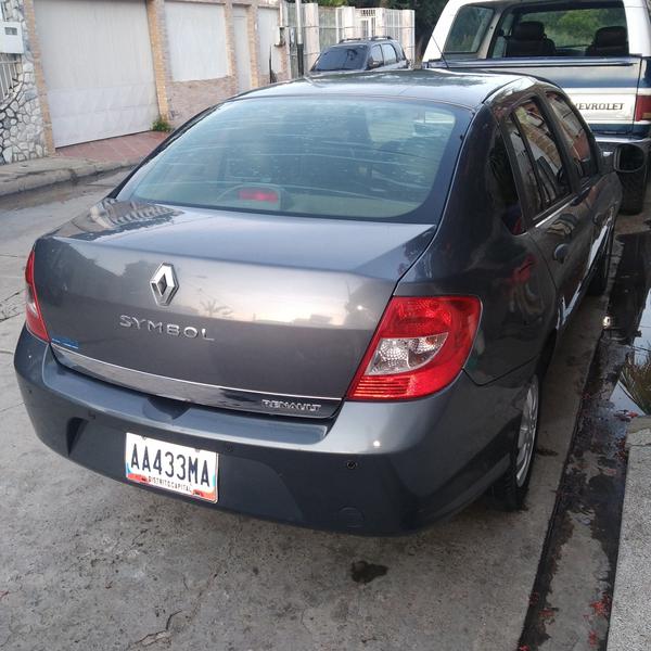 Renault Symbol • 2012 • 136,000 km 7