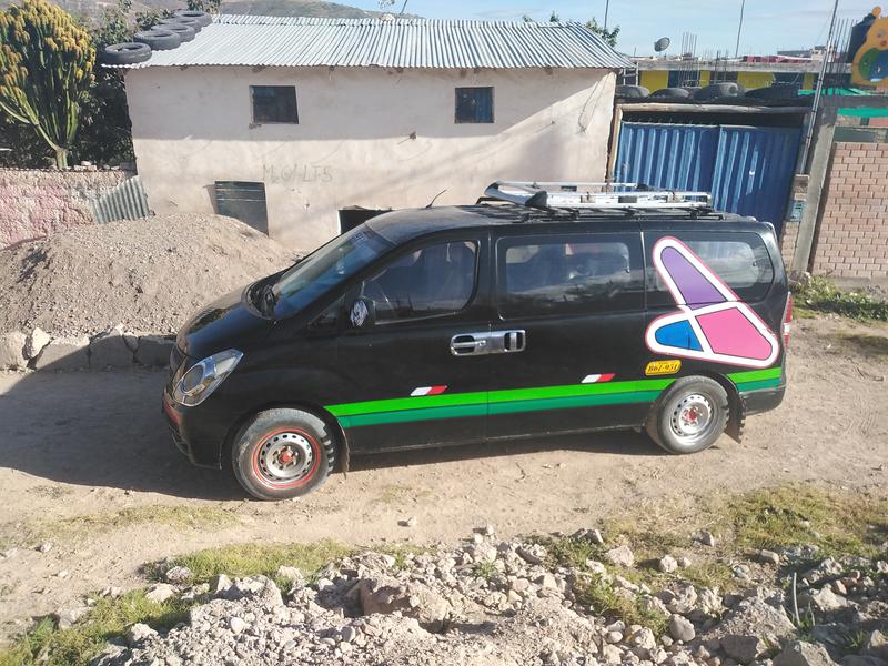 Hyundai H1 • 2011 • 180,000 km 4