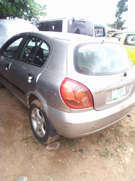 Nissan Almera • 2000 • 5,000 km 5