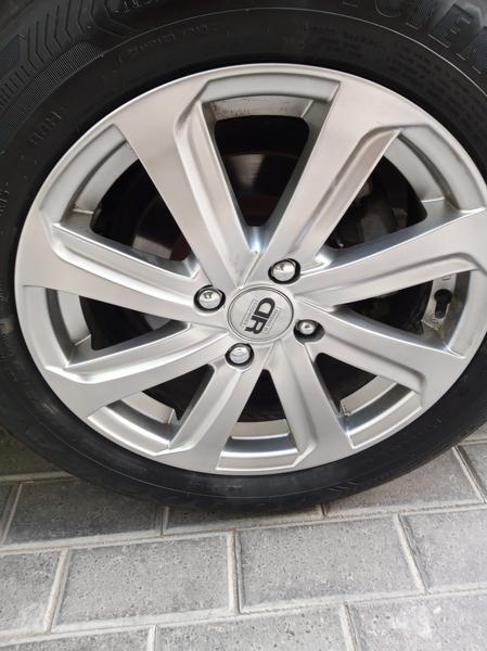 Toyota Yaris • 2015 • 29,800 km 1