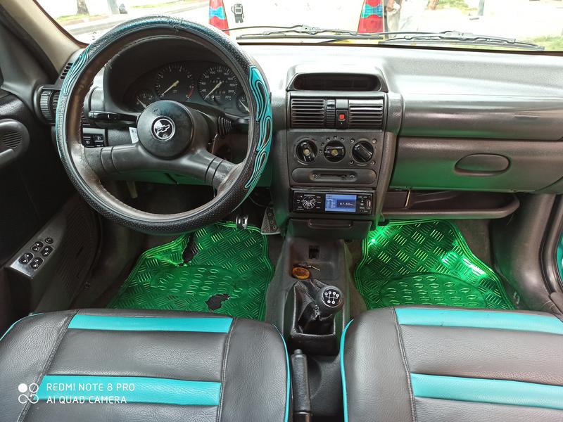 Chevrolet Corsa • 1997 • 234,000 km 5