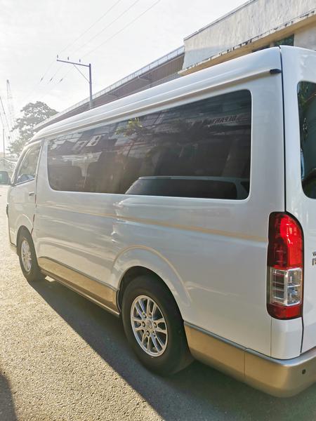 Toyota Hiace Van • 2015 • 156,000 km 3