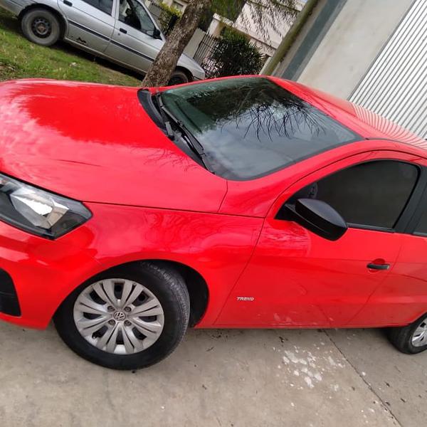 Volkswagen Gol • 2016 • 33,700 km 2