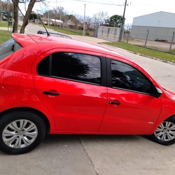 Volkswagen Gol • 2016 • 33,700 km 4