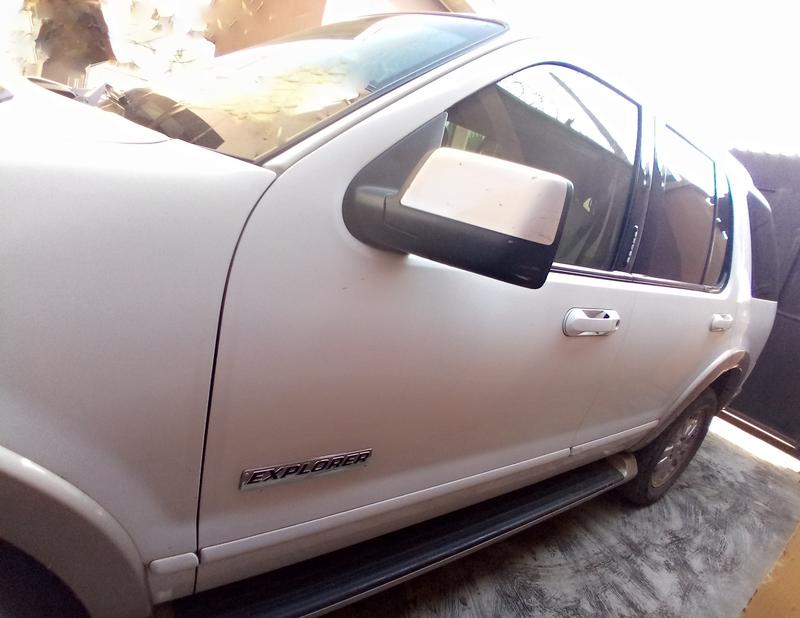 Ford Explorer • 2007 • 132,000 km 9
