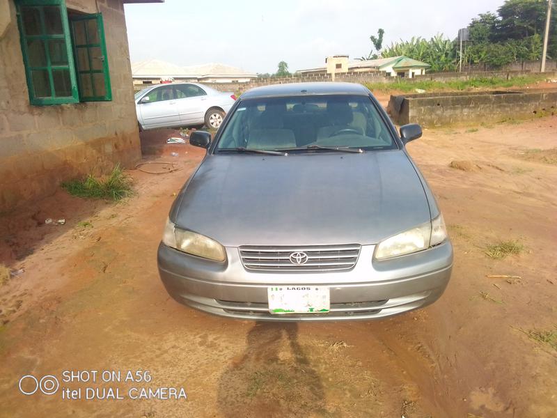 Toyota Camry • 1999 • 10,000 km 3