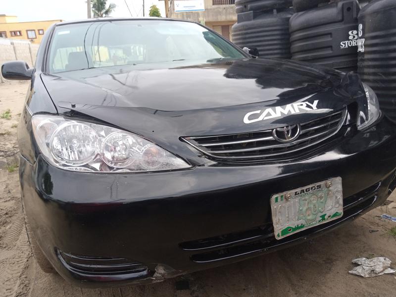 Toyota Camry • 2004 • 90 km 2