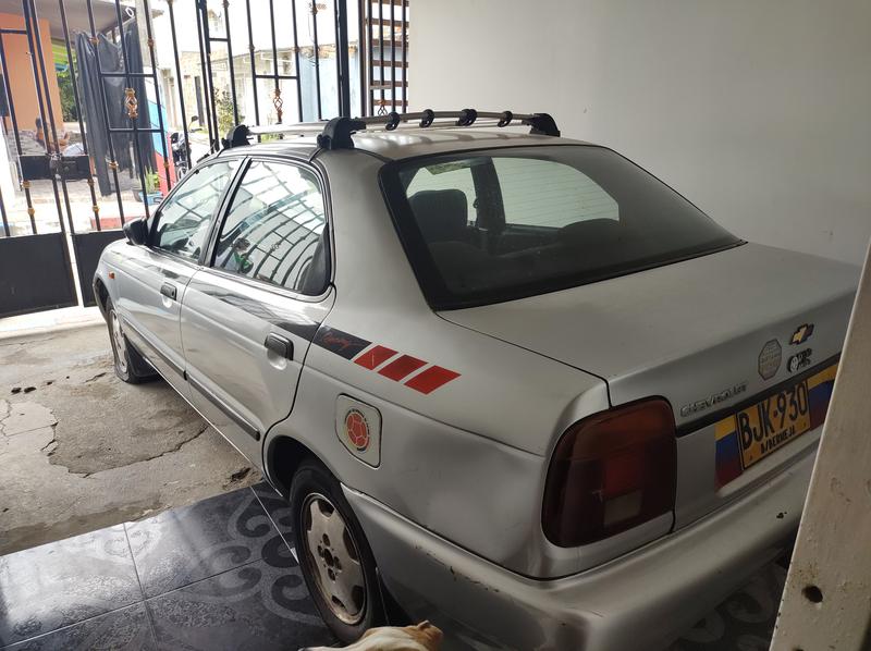 Chevrolet  • 1998 • 60,000 km 2