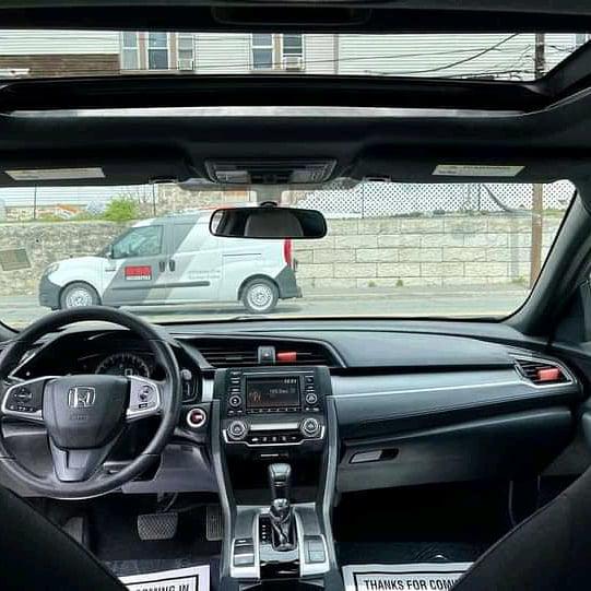 Honda Civic • 2016 • 145,000 km 8