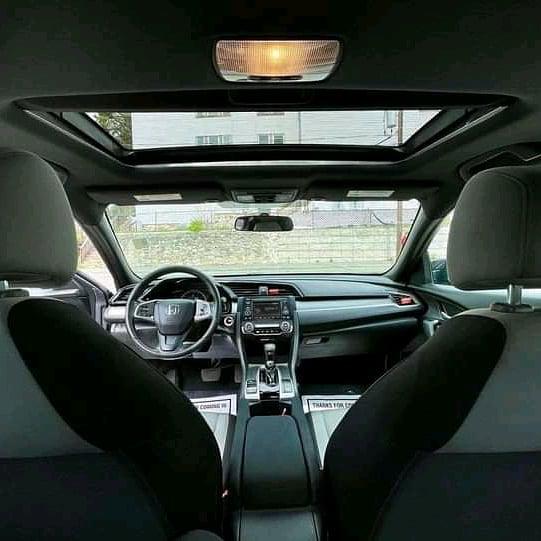 Honda Civic • 2016 • 145,000 km 7