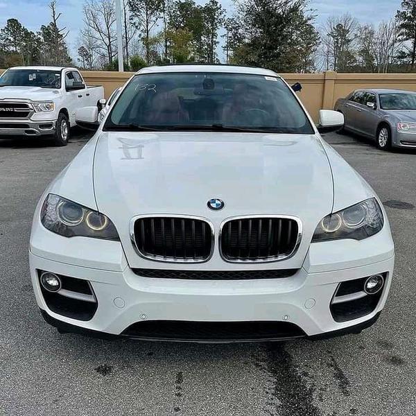 BMW X6 • 2014 • 145,000 km 11