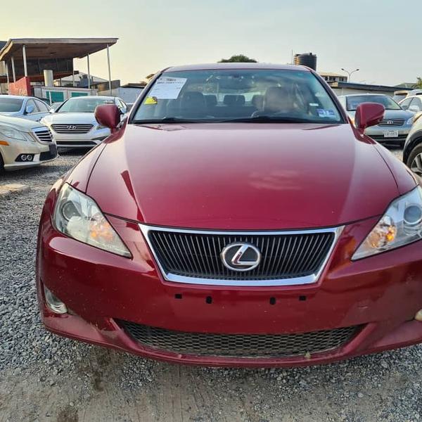 Lexus IS • 2006 • 95,119 km 2