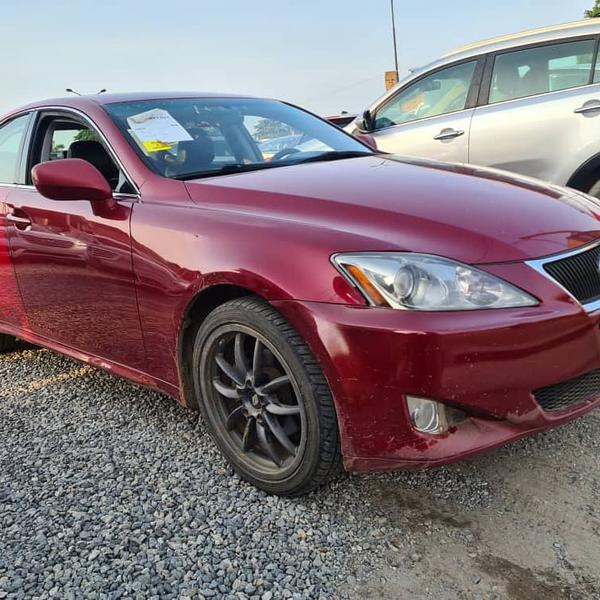 Lexus IS • 2006 • 95,119 km 3