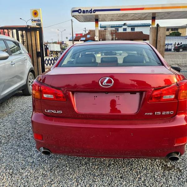 Lexus IS • 2006 • 95,119 km 5