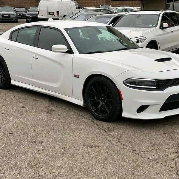 Dodge Charger • 2012 • 153,000 km 1