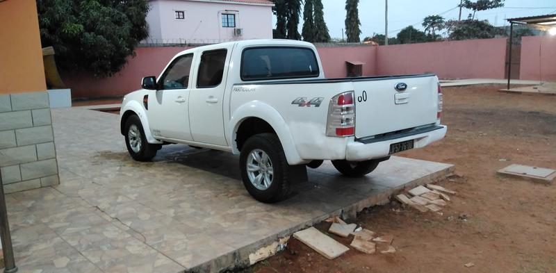 Ford Ranger • 2010 • 234,000 km 5
