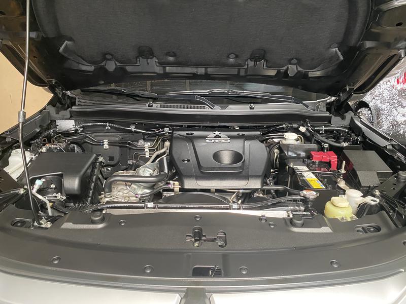 Mitsubishi L200 Pick up • 2019 • 15,000 km 3