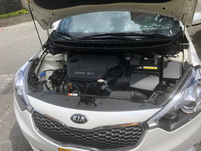 Kia Cerato • 2015 • 30,000 km 3