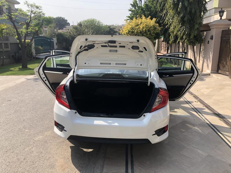 Honda Civic • 2016 • 46,000 km 6