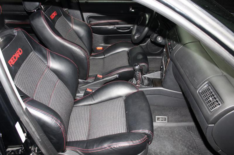 Volkswagen Golf • 1998 • 338,668 km 12