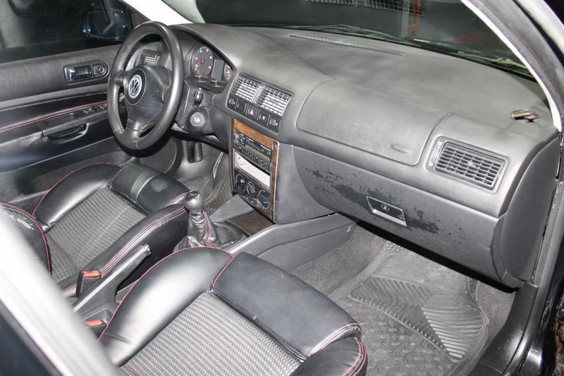 Volkswagen Golf • 1998 • 338,668 km 1