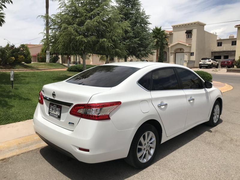 Nissan Sentra • 2015 • 70,000 km 4