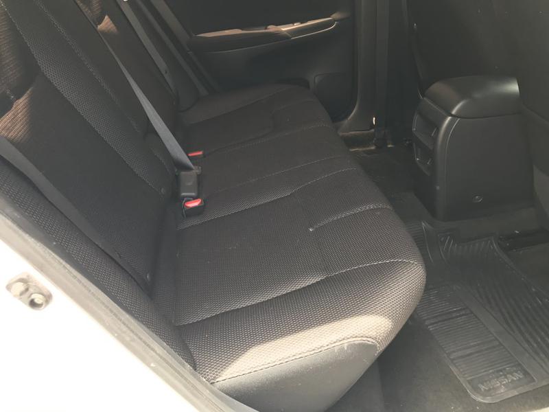 Nissan Sentra • 2015 • 70,000 km 6