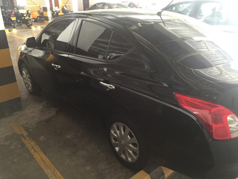 Nissan Versa • 2014 • 92,400 km 3