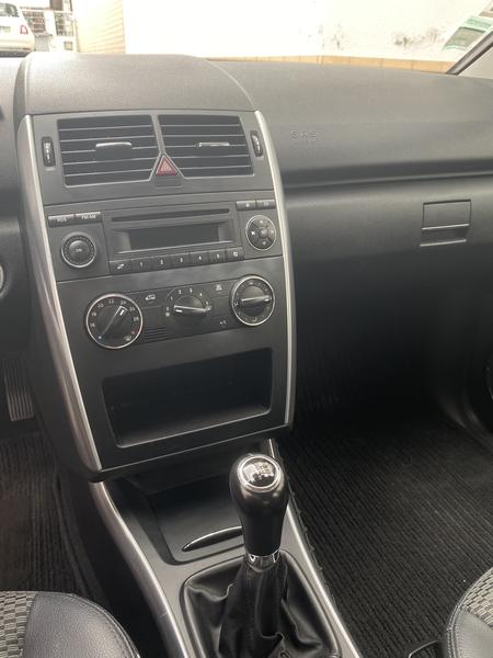Mercedes-Benz A • 2009 • 178,500 km 8