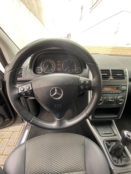 Mercedes-Benz A • 2009 • 178,500 km 11