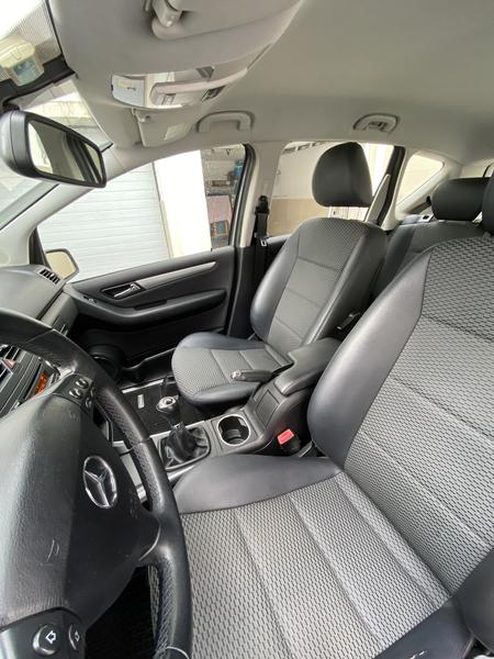 Mercedes-Benz A • 2009 • 178,500 km 9