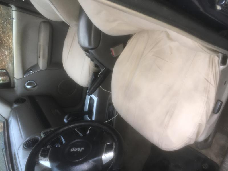 Jeep Cherokee • 2002 • 228,462 km 5