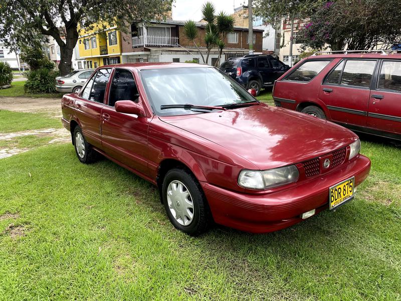 Nissan Sentra • 1994 • 294,000 km 4