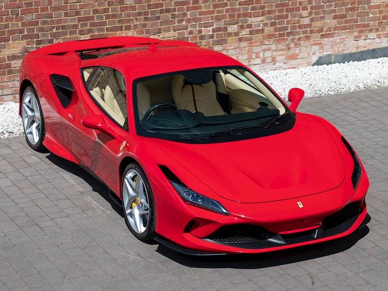 Ferrari F8 Tributo • 2020 • 248 km 2