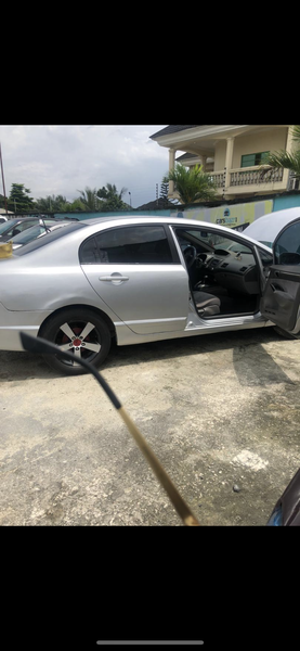 Honda Civic • 2006 • 2 km 3