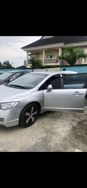 Honda Civic • 2006 • 2 km 1