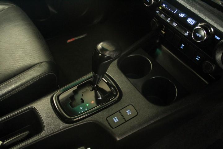 Toyota Hilux • 2019 • 96,165 km 11