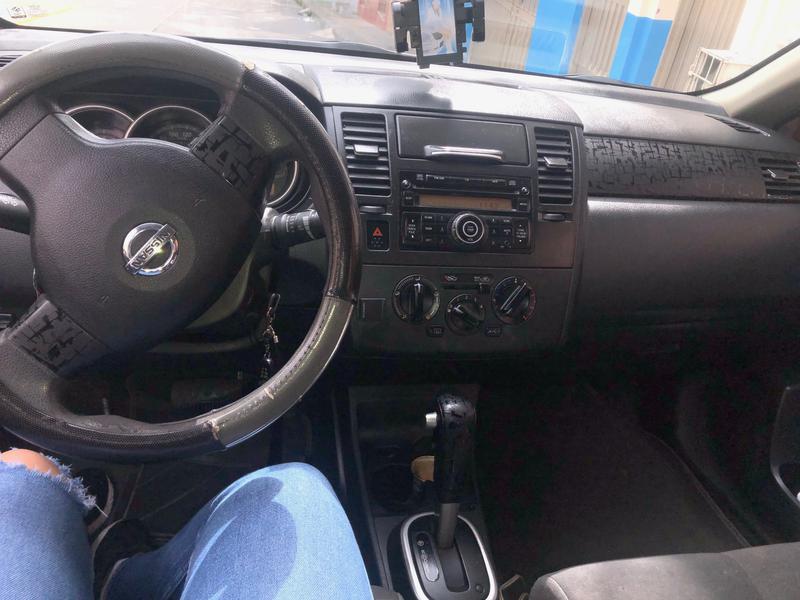 Nissan Tiida • 2010 • 156,100 km 5