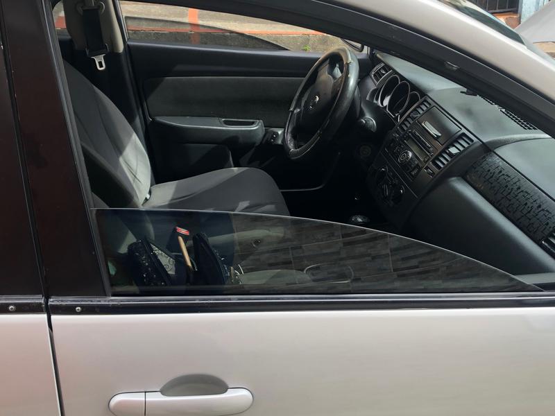 Nissan Tiida • 2010 • 156,100 km 4